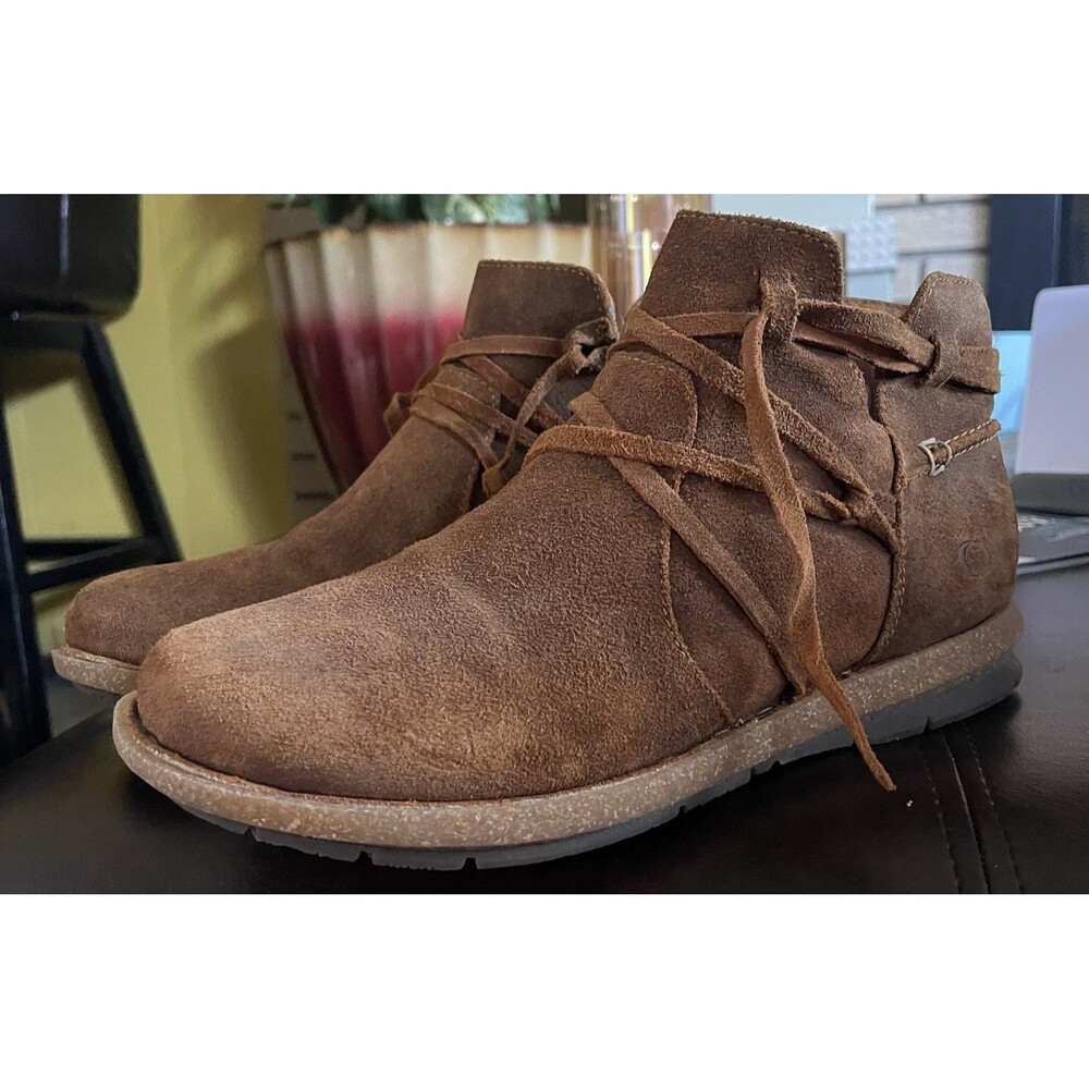 Born Boots Women's EU 42 US 10M Ankle Booties Distressed Suede Leather Preppy